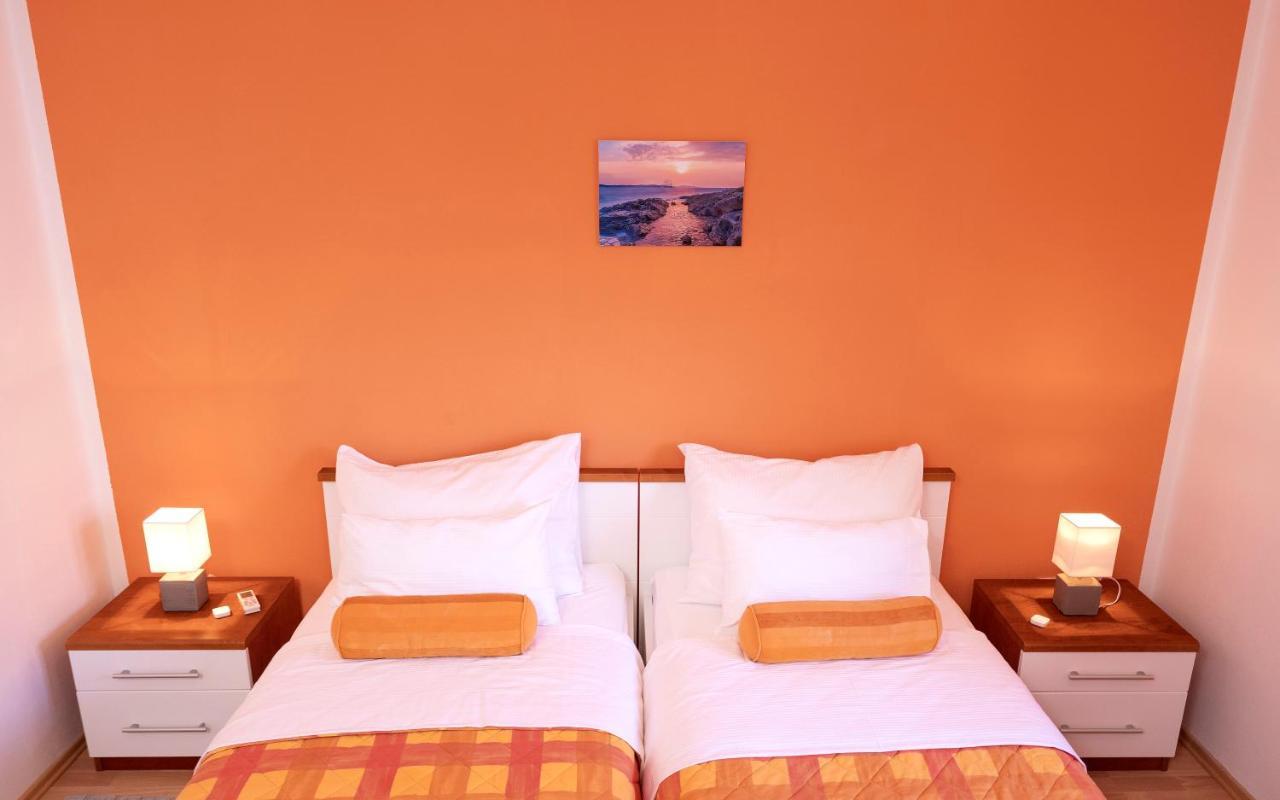 Apartments Bodlovic - Zf Hvar Hvar Town Exterior photo